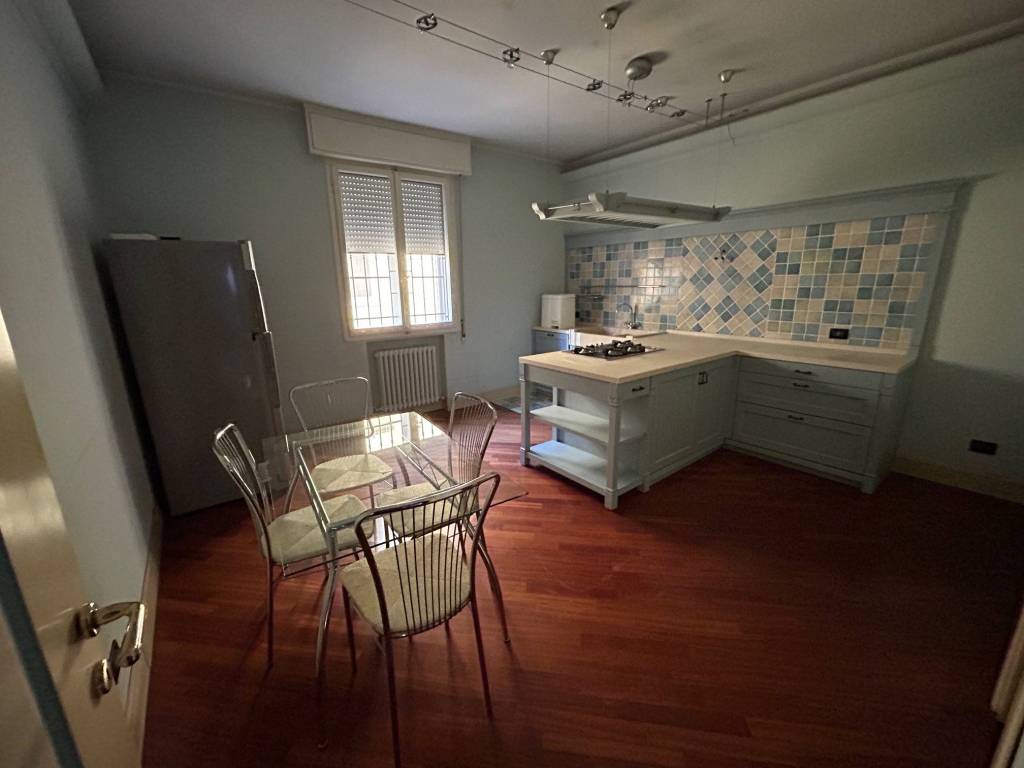 Appartamento a Ferrara in Via Giuseppe Garibaldi, 49 - Foto 4