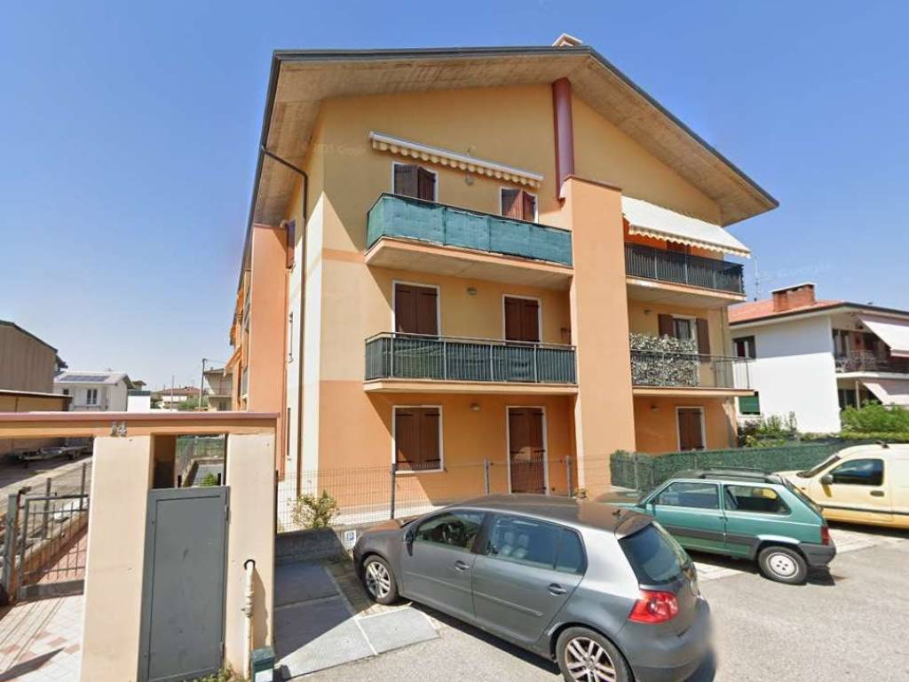 Appartamento a Lavagno in via Galileo Galilei, 14 - Foto 2