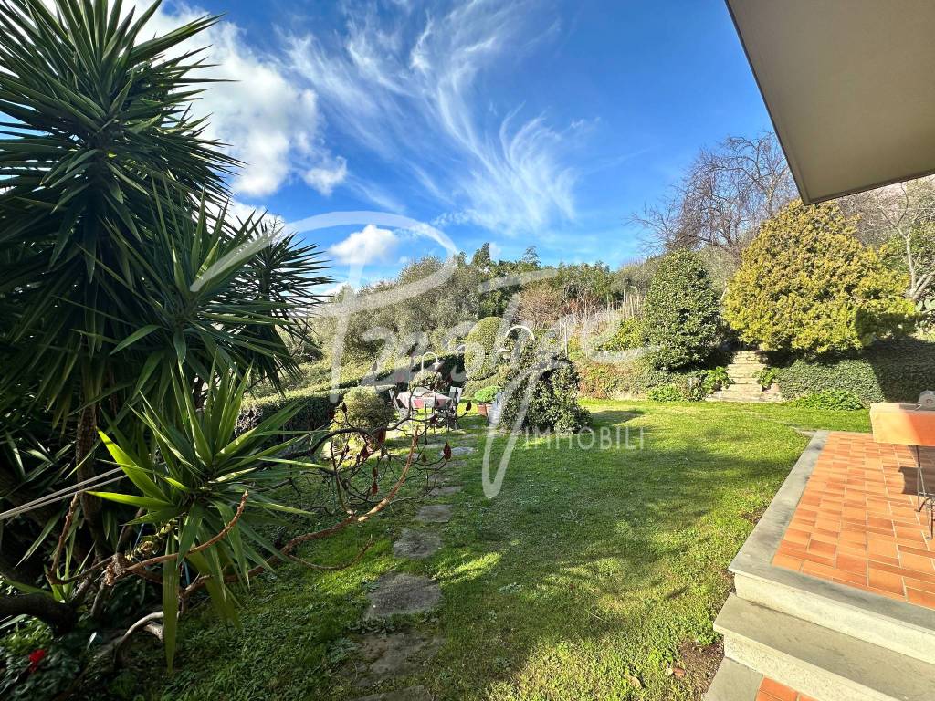 Villa a La spezia in Via Montepertico - Foto 4