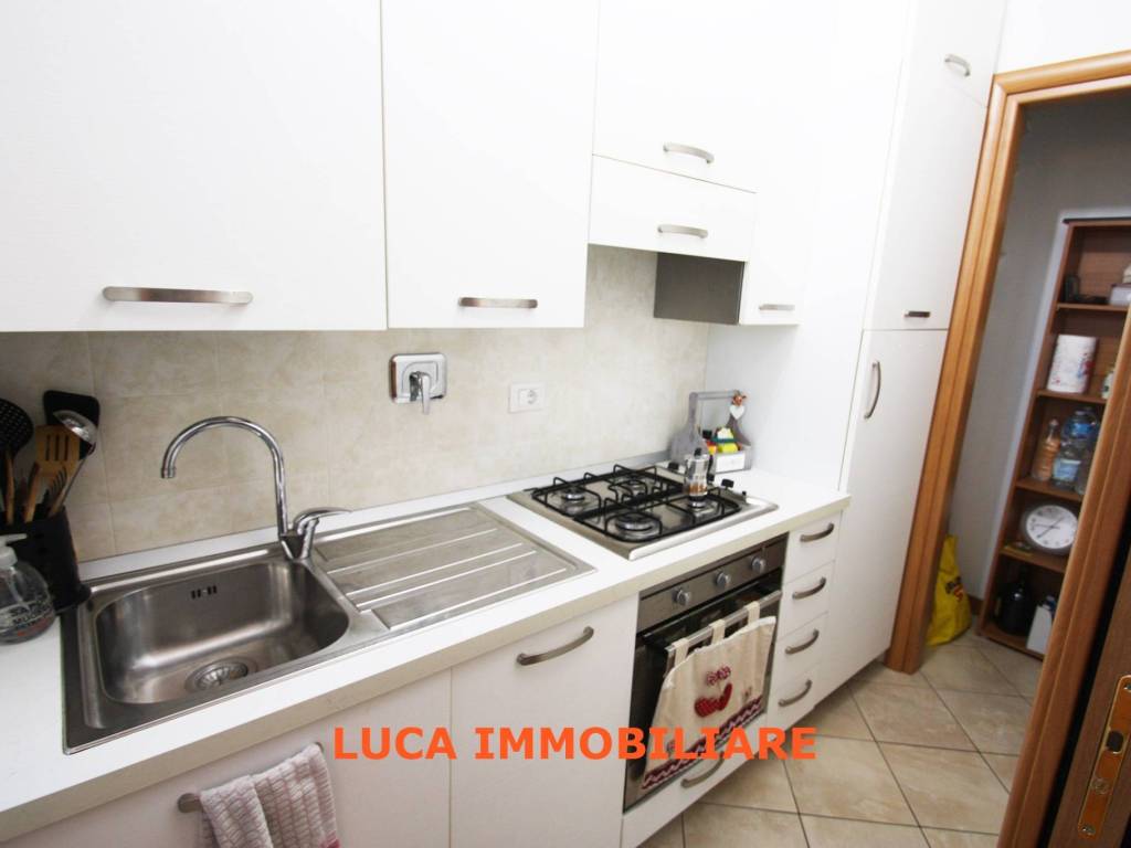 Appartamento a Buggiano in Via Pietro Linari, 77 - Foto 4