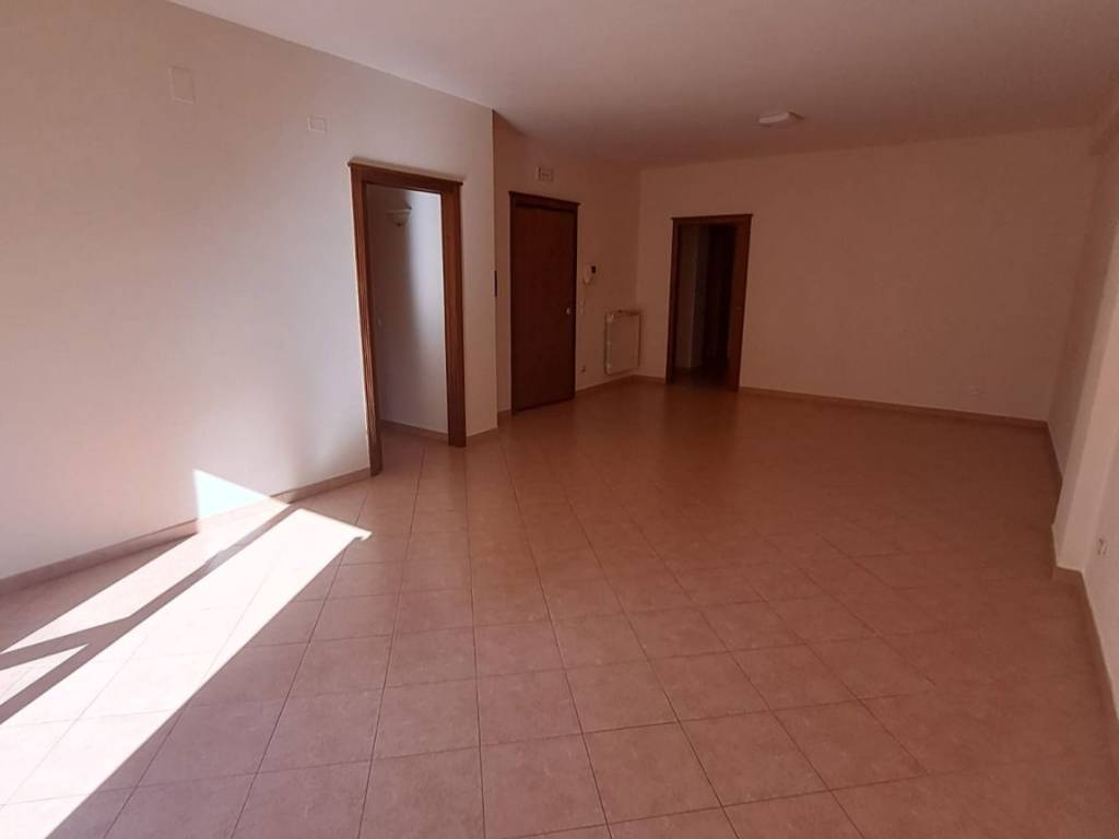 Appartamento a Avellino in Via Commendator Francesco Giancola, 32 - Foto 4