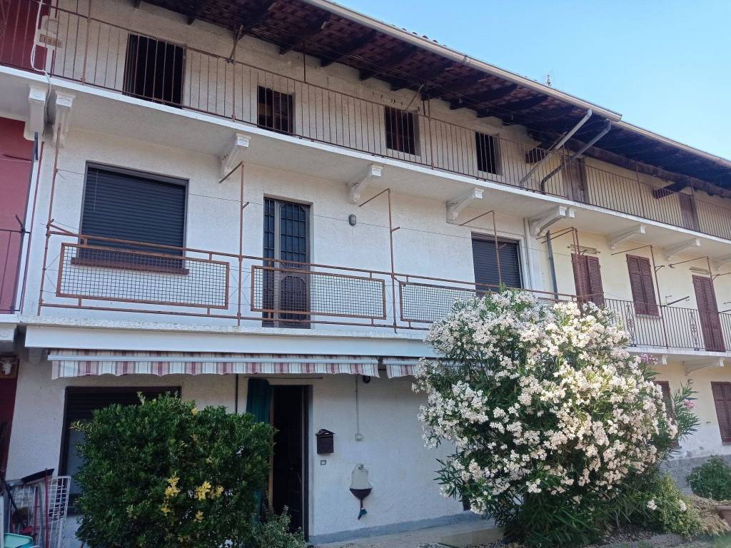 Casa indipendente a Bellinzago novarese - Foto 3