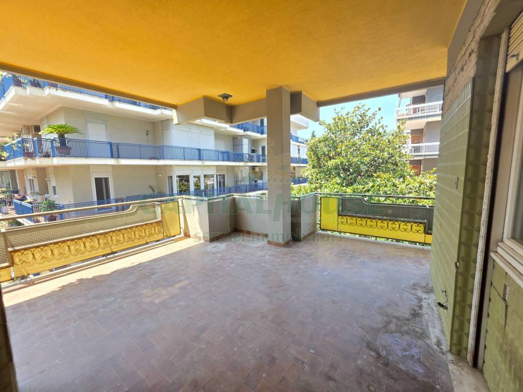 Appartamento a Caserta in Via Donato Bramante, 4 - Foto 2