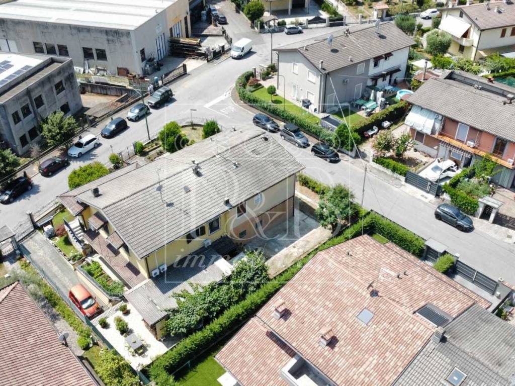 Villa a Concesio in Via Albera, 28 - Foto 2