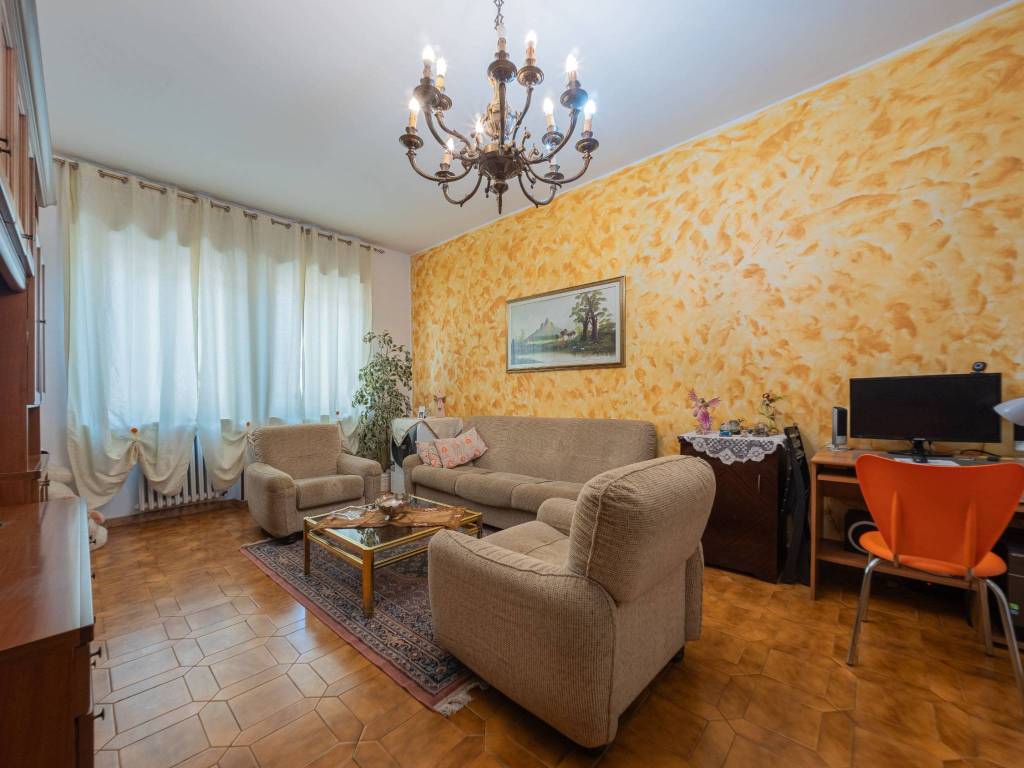 Appartamento a Asti in Via Giacomo Puccini, 35 - Foto 4