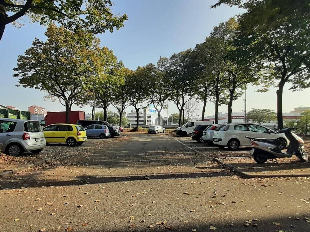 Appartamento a Cinisello balsamo in Viale Romagna, 39 - Foto 5