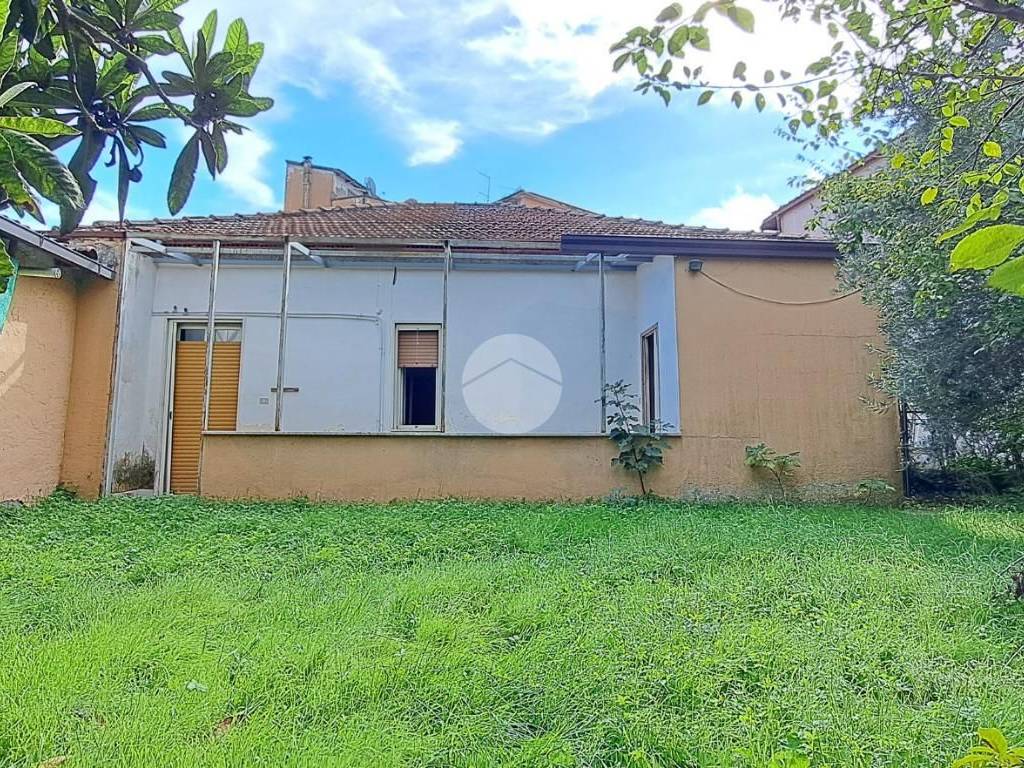 Casa indipendente a Frosinone in Via Pierluigi da Palestrina, 54 - Foto 2