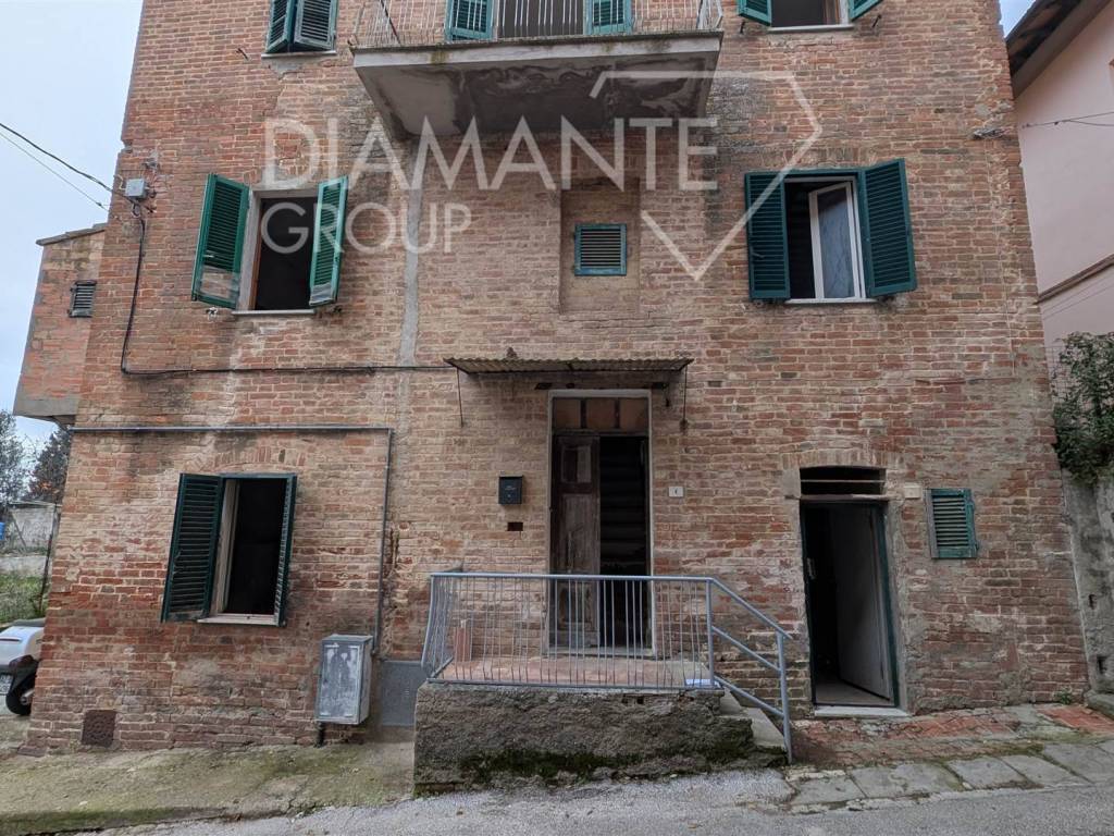 Casa indipendente a Castiglione del lago - Foto 2