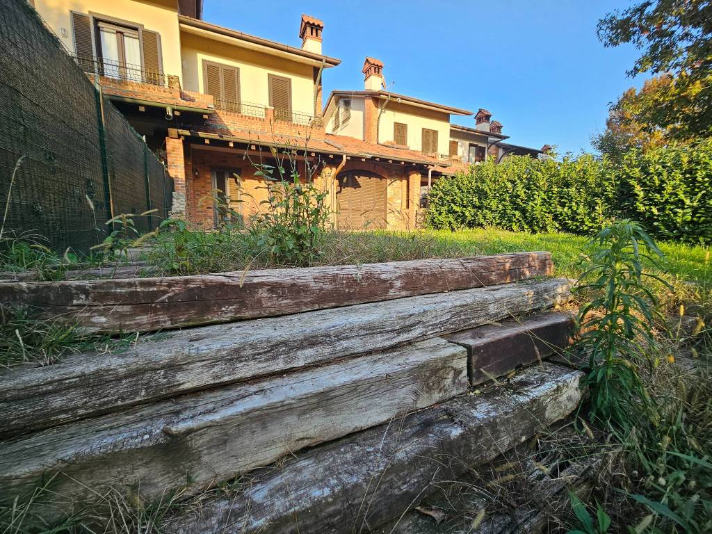 Villetta a schiera a Carugo in Via Giuseppe Parini - Foto 4