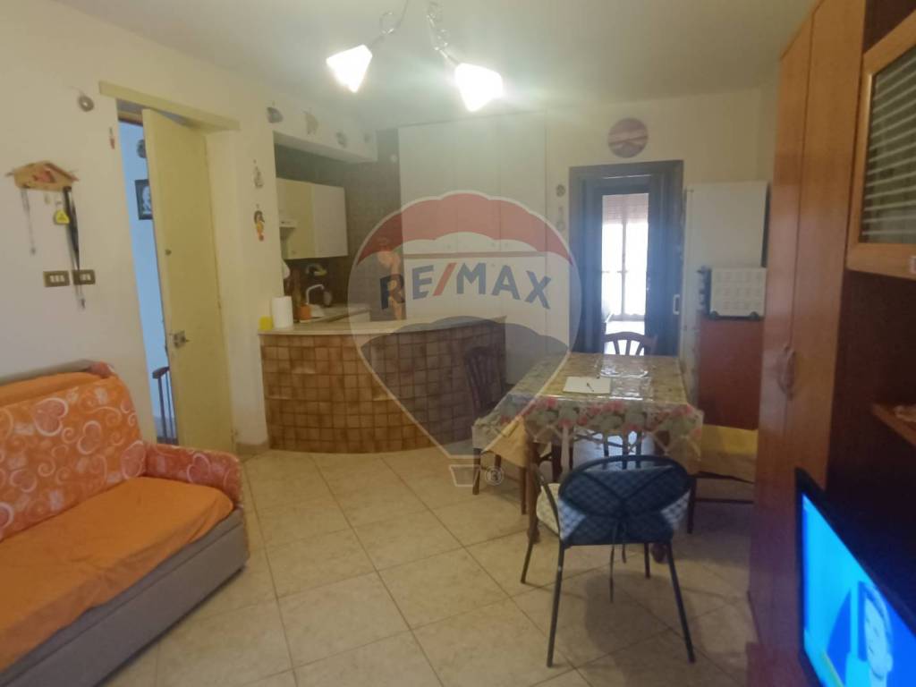 Appartamento a Manfredonia in Via delle Azalee, 46 - Foto 2