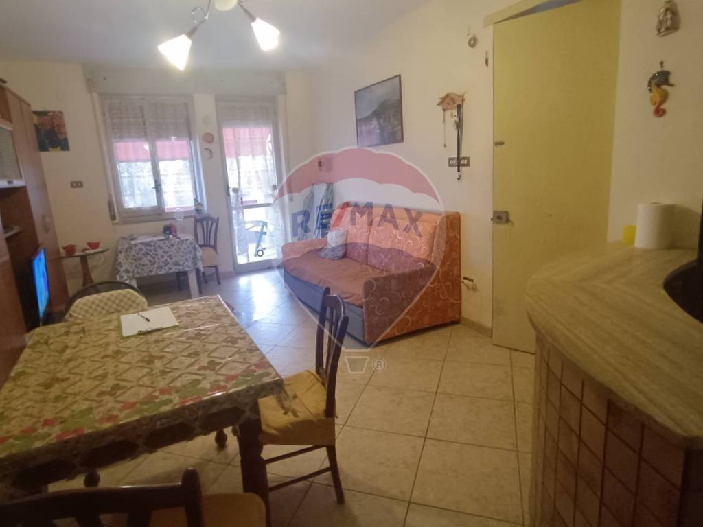 Appartamento a Manfredonia in Via delle Azalee, 46 - Foto 4