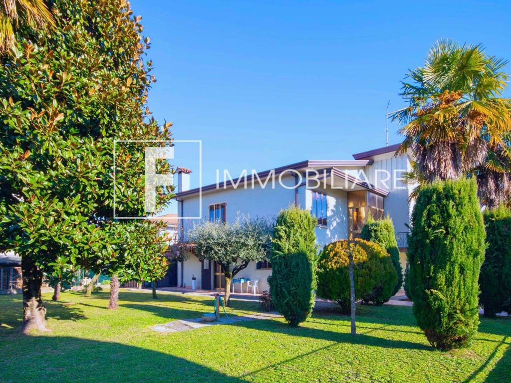 Casa indipendente a Jesolo in Via Leone Bembo 1, 12 - Foto 2