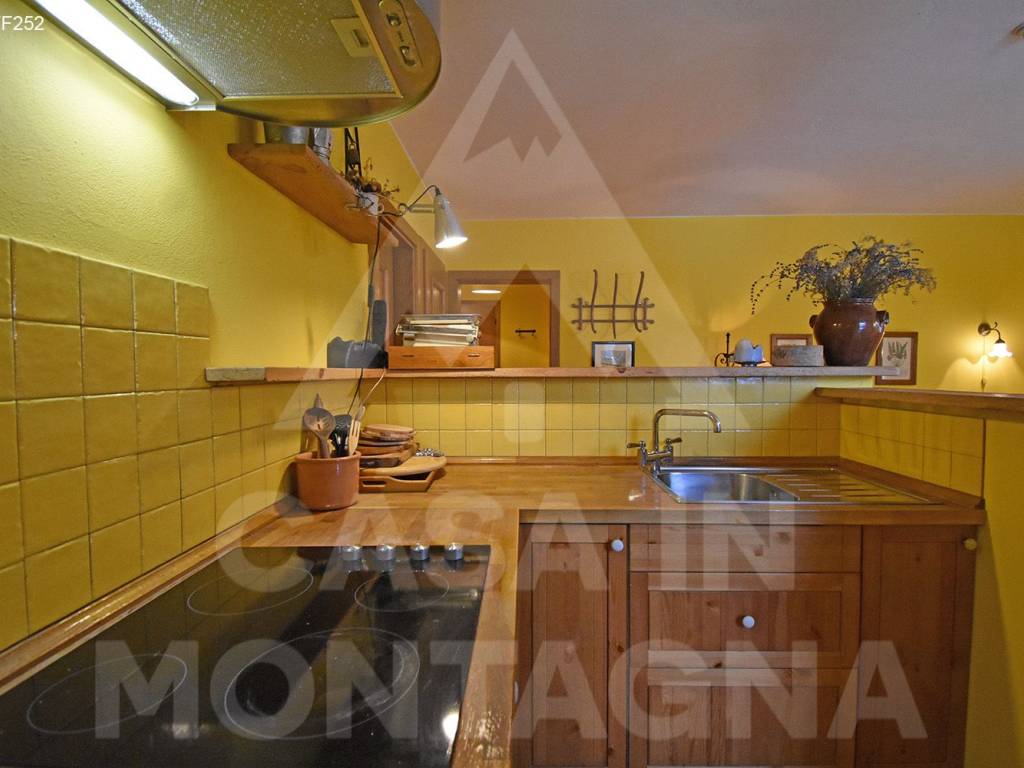 Appartamento a Tesero in Via Stava - Foto 4