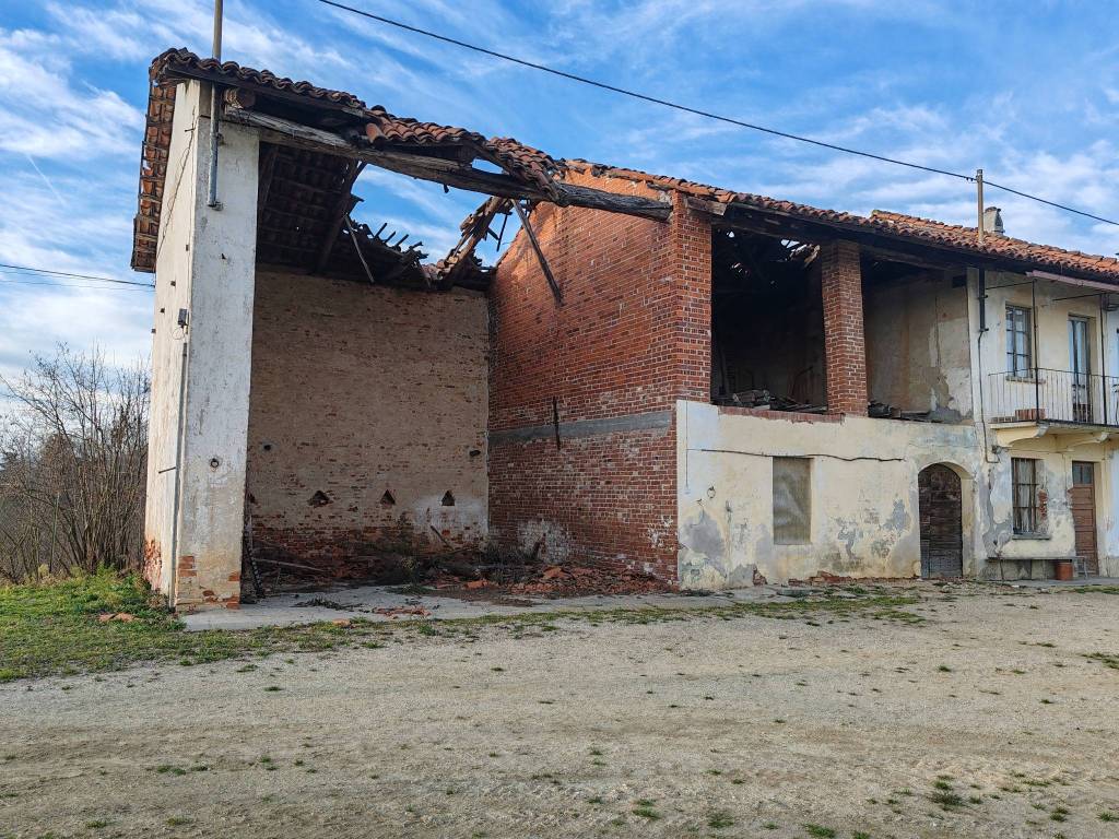Rustico / casale a Monteu roero in Frazione San Grato - Foto 3