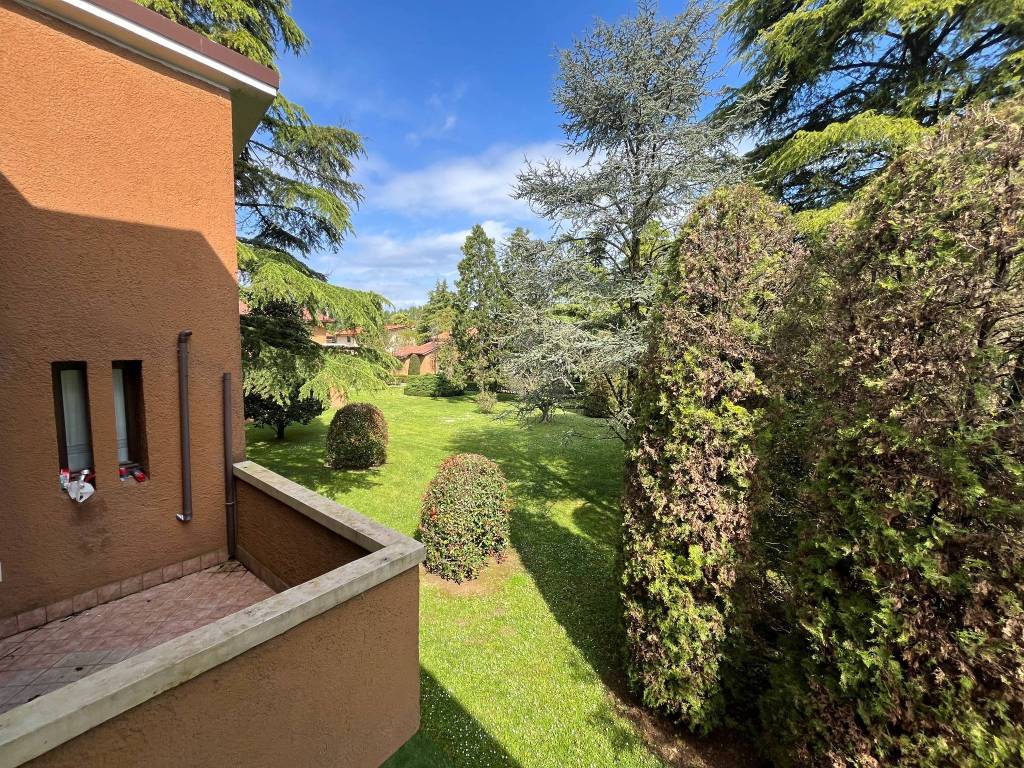 Appartamento a Sirmione in Viale Giuseppe Verdi, 8 - Foto 3
