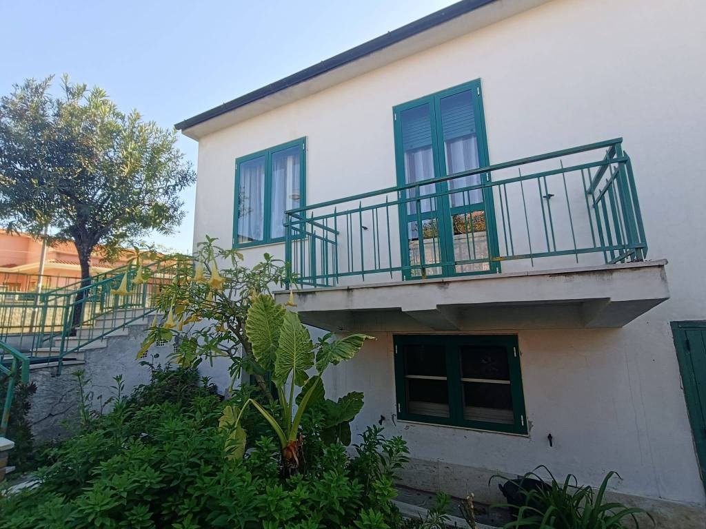 Villa a Cepagatti in Via Dante Alighieri - Foto 5