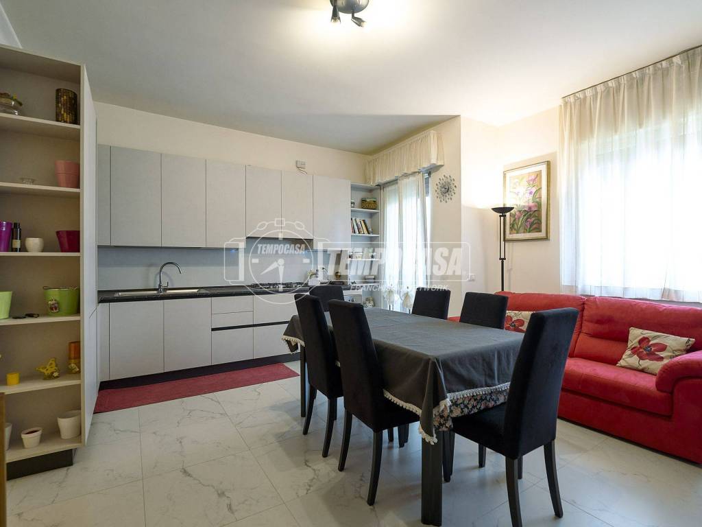 Appartamento a Cremona in Via Magazzini Generali - Foto 2