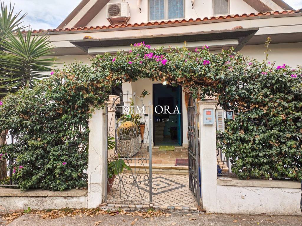 Villa a Sabaudia in Via dei Bersaglieri, 19 - Foto 2