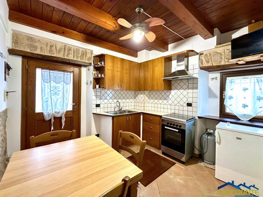 Palazzo / stabile a Fondi in Via Nino Bixio - Foto 1