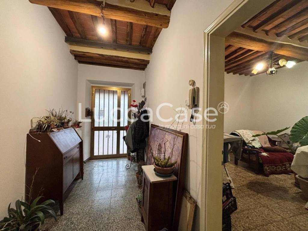 Casa indipendente a Porcari in Via Fossanuova - Foto 2