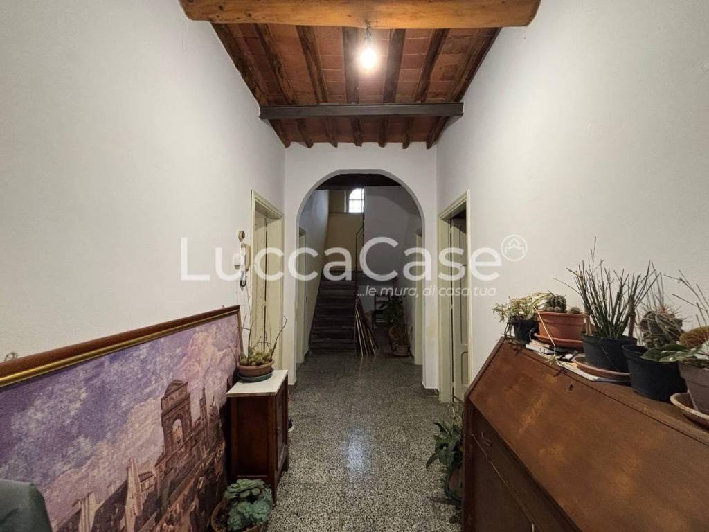 Casa indipendente a Porcari in Via Fossanuova - Foto 5