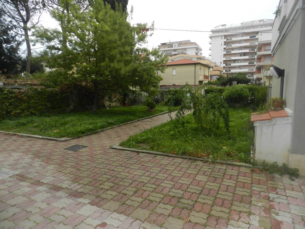 Immobile a Montesilvano in Via Isonzo, 12 - Foto 2