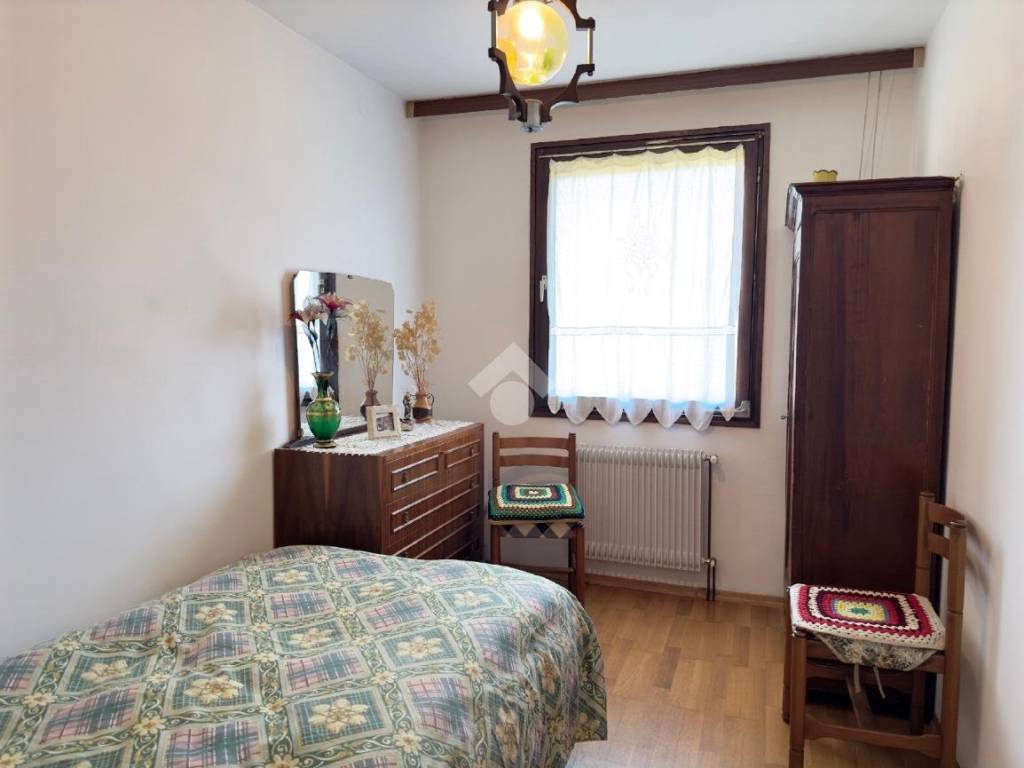 Villa a Pinzano al tagliamento in VIA COLLE, 20 - Foto 3