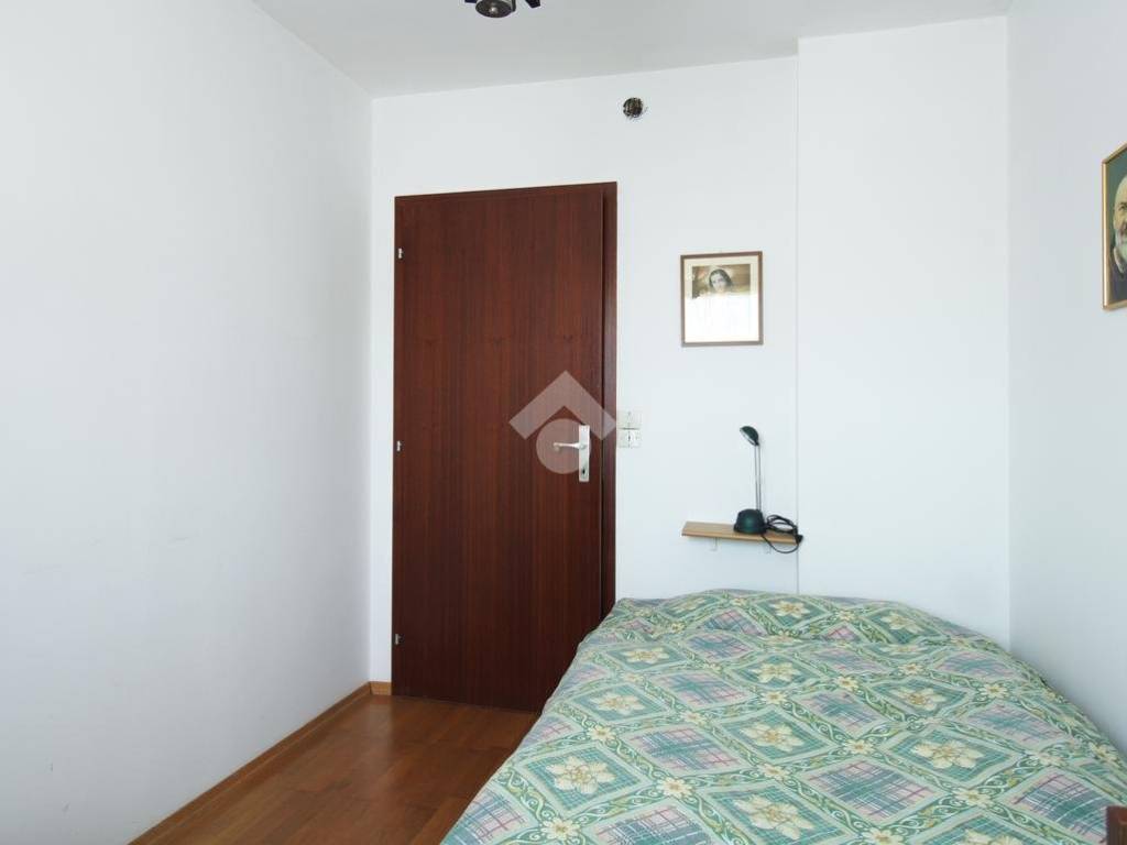 Villa a Pinzano al tagliamento in VIA COLLE, 20 - Foto 4