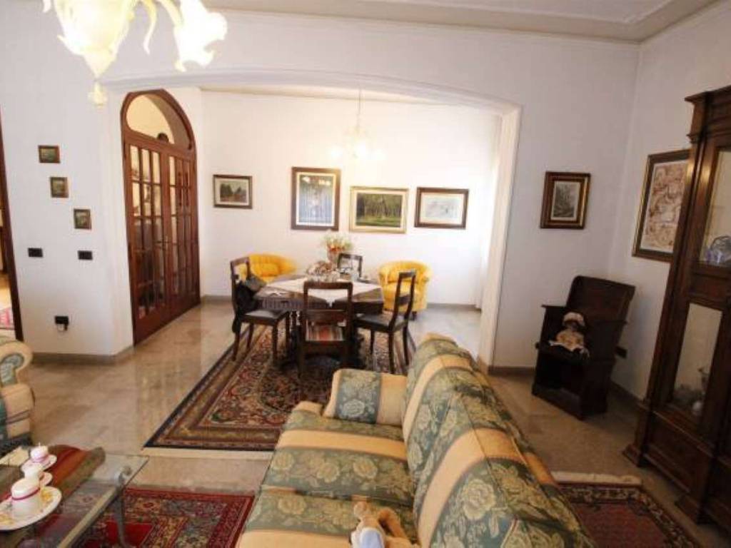 Villa a Capannori in via Don Emilio Angeli - Foto 2
