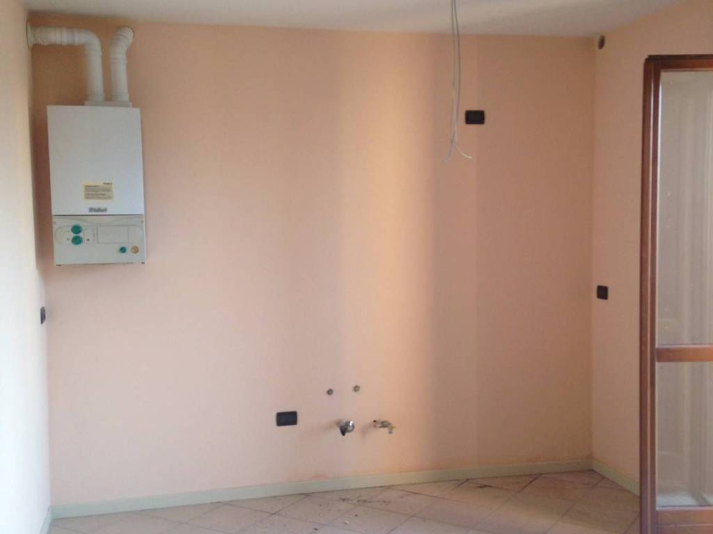 Appartamento a Viadana in Piazza dalla Chiesa Carlo Alberto - Foto 2