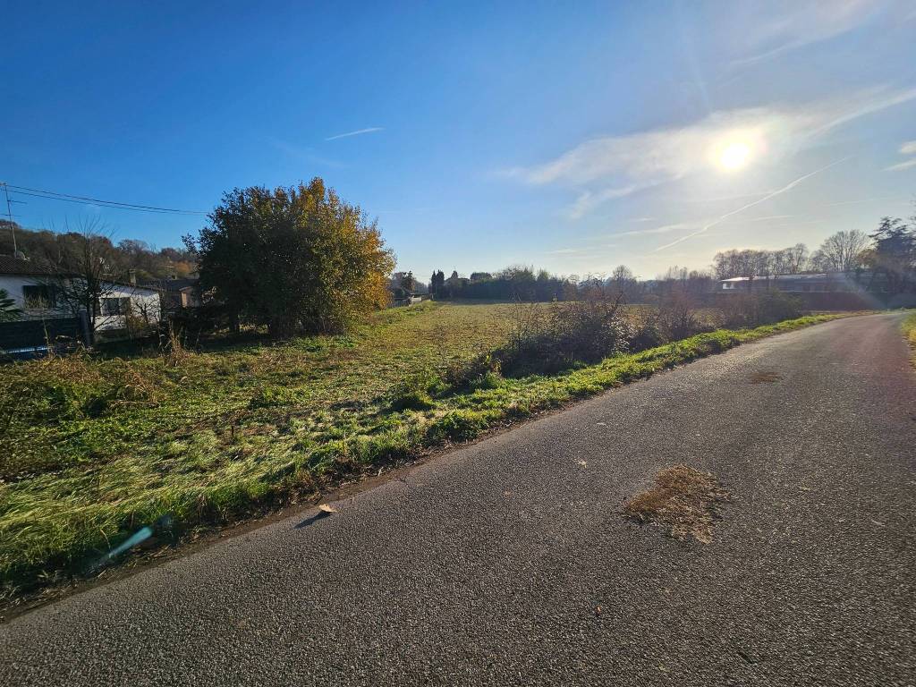 Terreno a Inverigo in Via 11 Febbraio - Foto 3