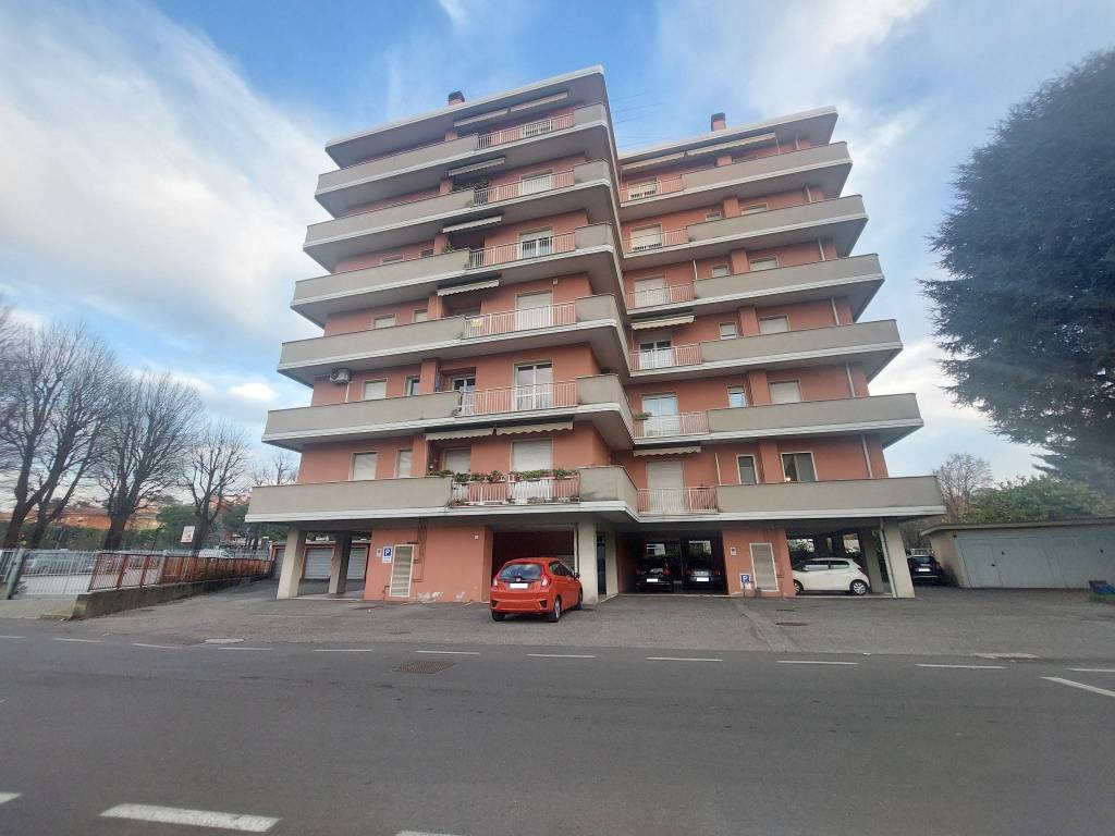 Appartamento a Cantù in Via Alessandro Manzoni - Foto 2