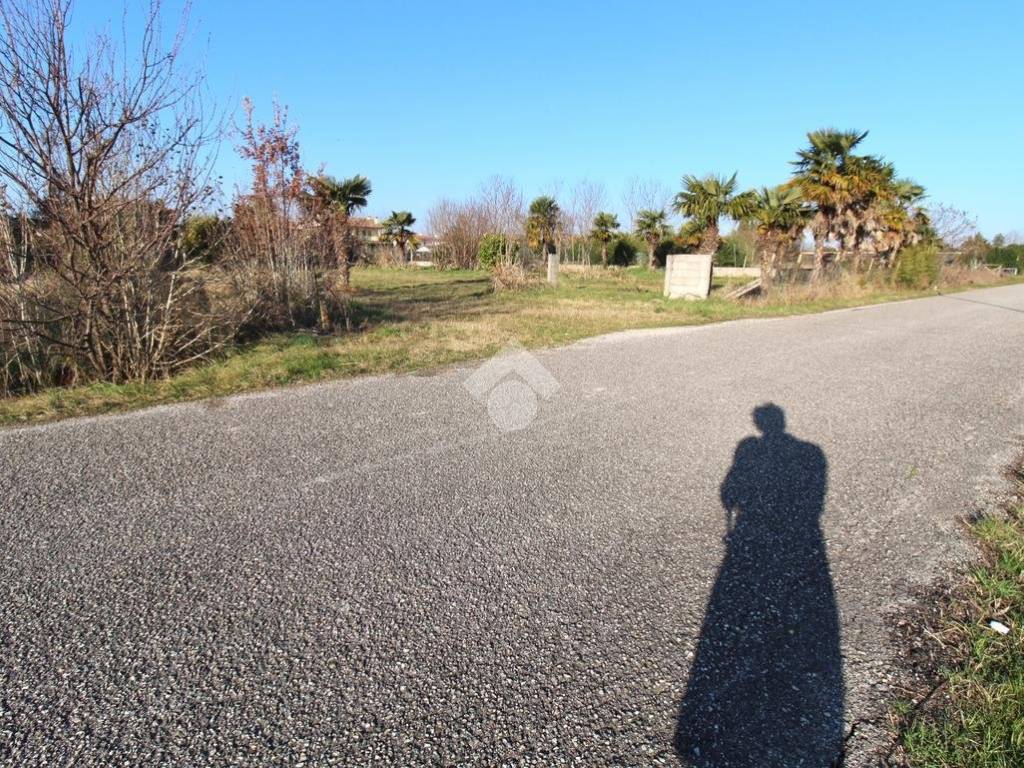 Terreno a Latisana in Via della Pertica - Foto 2