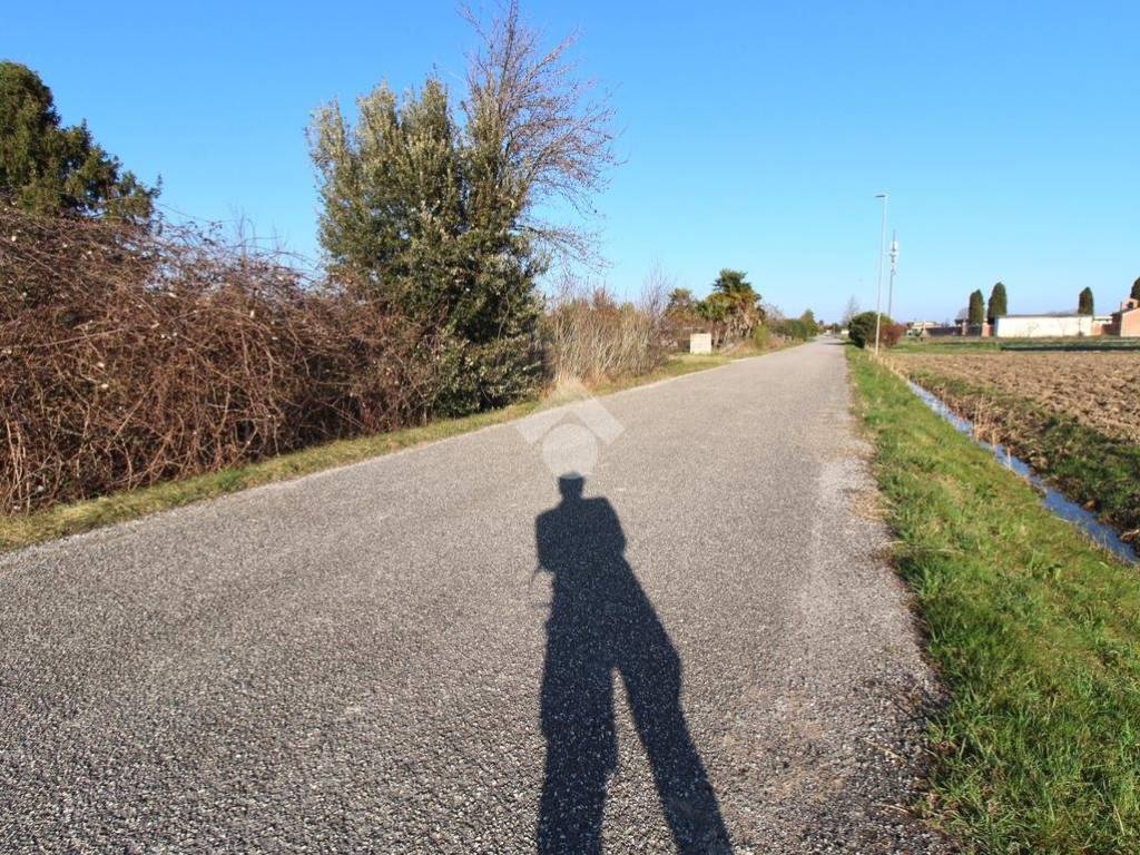Terreno a Latisana in Via della Pertica - Foto 3