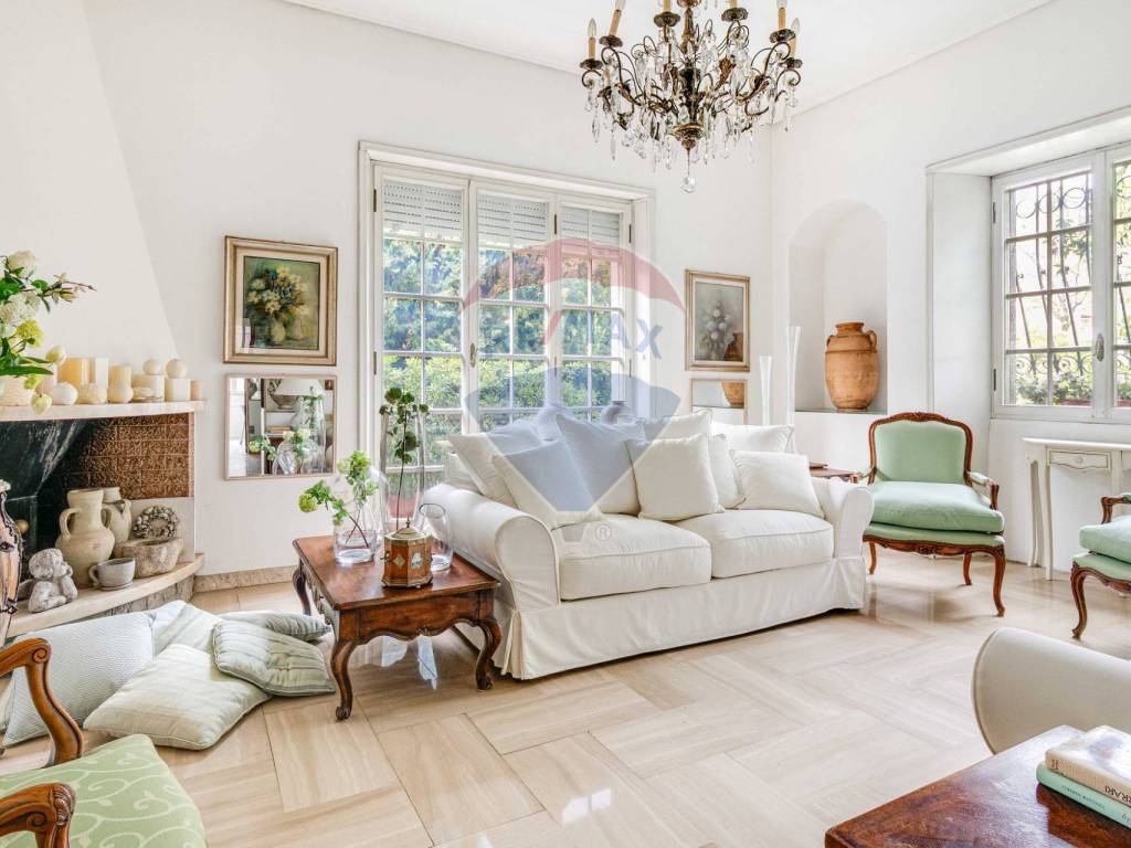 Villa a Busto arsizio in VIA ALBA, 12 - Foto 2