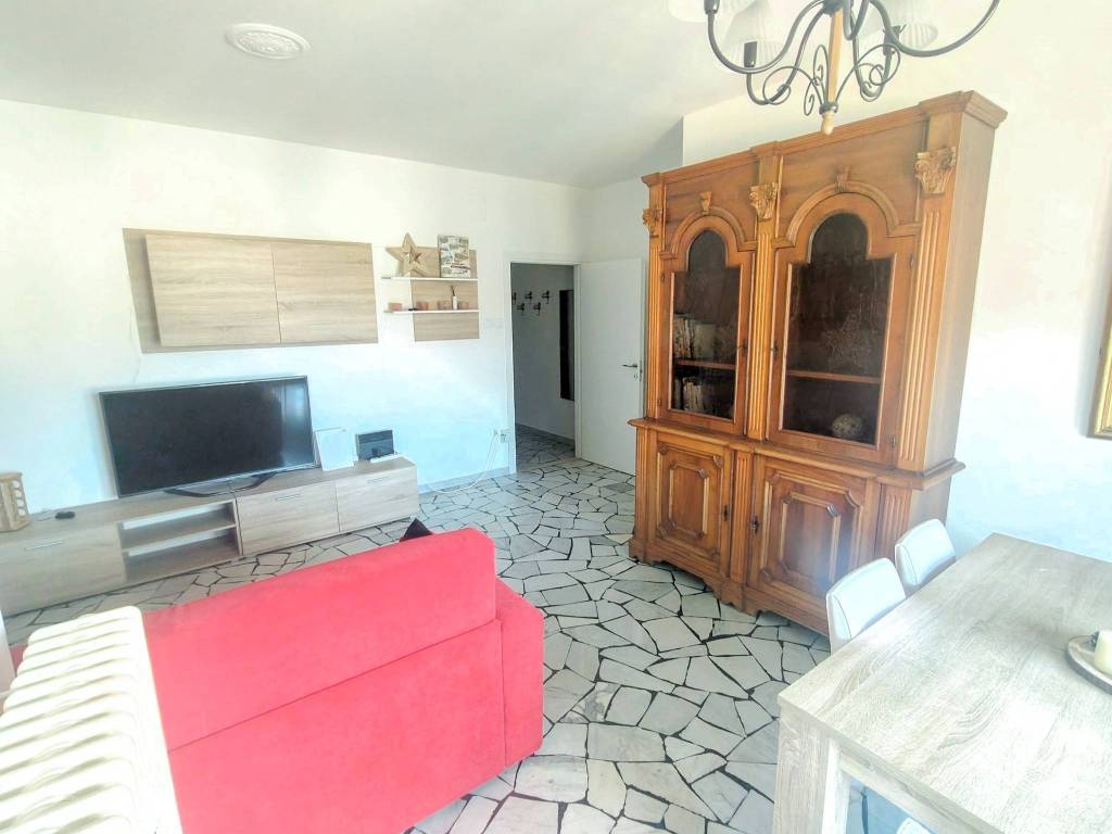 Appartamento a Trento in Via Giuseppe Verdi - Foto 2