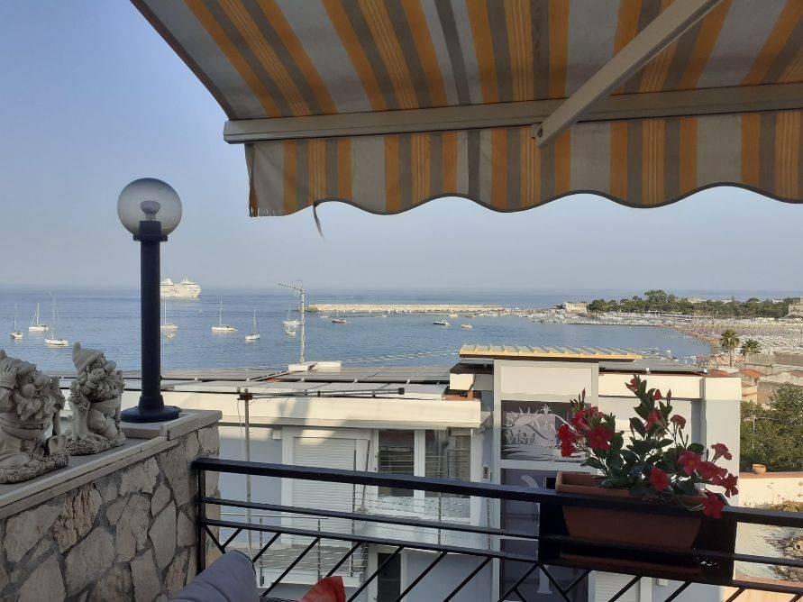 Appartamento a Giardini-naxos in Via Vittorio Emanuele, 81 - Foto 5