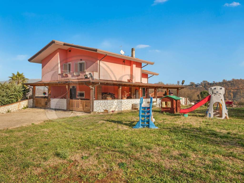Villa a Patrica in Via Cona Maiù, 18 - Foto 4