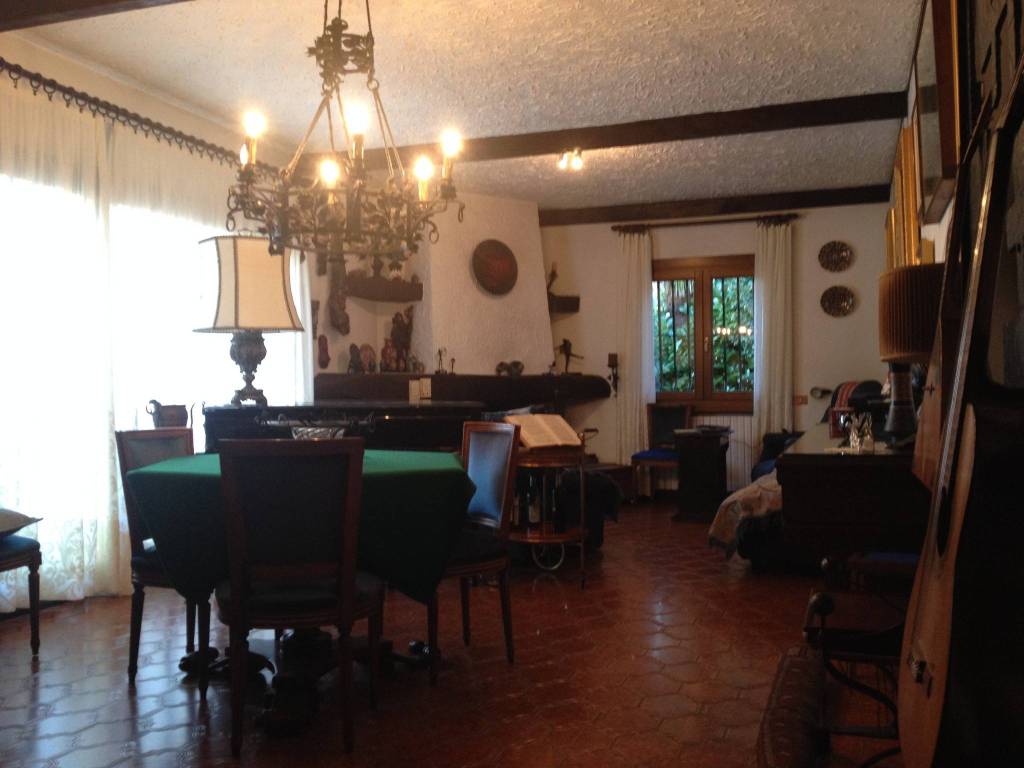 Villa a Arona in Via Verbano - Foto 3