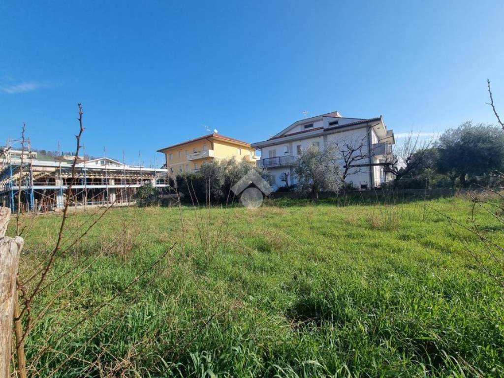 Terreno a Castellalto in Via Giovanni Pascoli - Foto 3