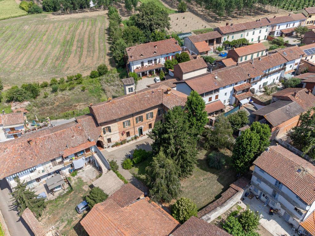 Rustico / casale a Castelnuovo bormida in Via Roma, 26 - Foto 4