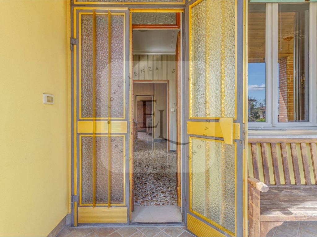 Villa a Porto mantovano in Via Martiri della Libertà, 111 - Foto 5