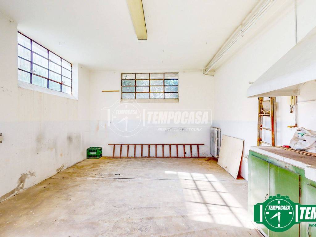 Appartamento a Valenza in Via Rodolfo Morandi - Foto 3