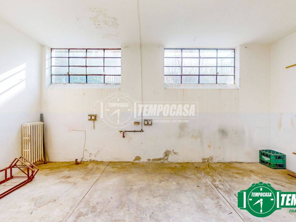 Appartamento a Valenza in Via Rodolfo Morandi - Foto 5