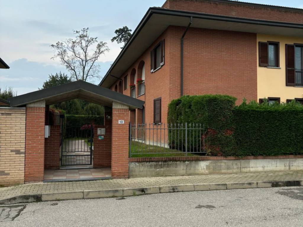 Appartamento a Cura carpignano in Via Giuseppe Mazzini - Foto 4