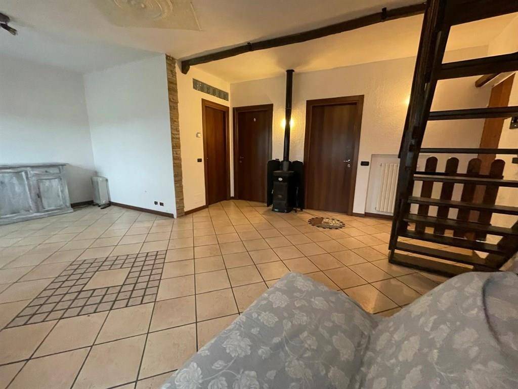 Appartamento a Sumirago in Via Matteotti, 32 - Foto 4