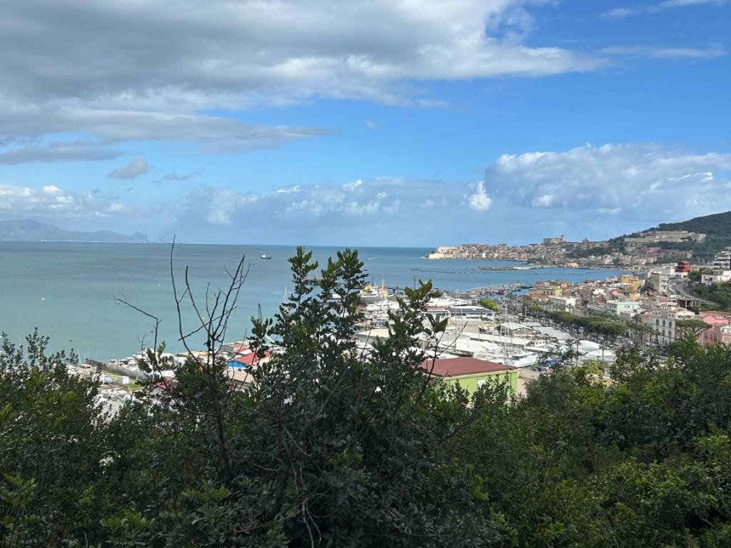 Appartamento a Gaeta in Viale Colle Sant'Agata - Foto 4