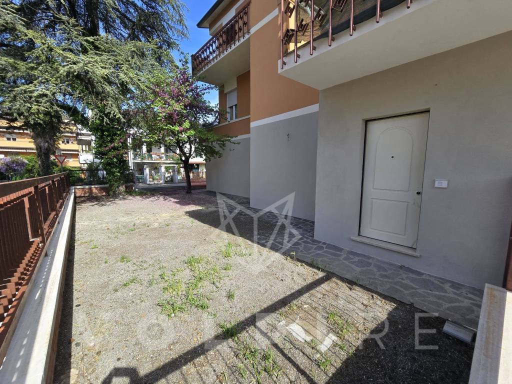 Appartamento a Bastia umbra in Via Roma - Foto 2