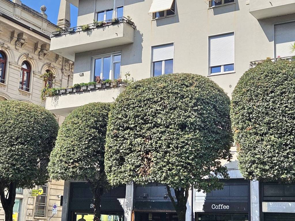 Appartamento a Como in Via Marco Enrico Bossi, 2 - Foto 3