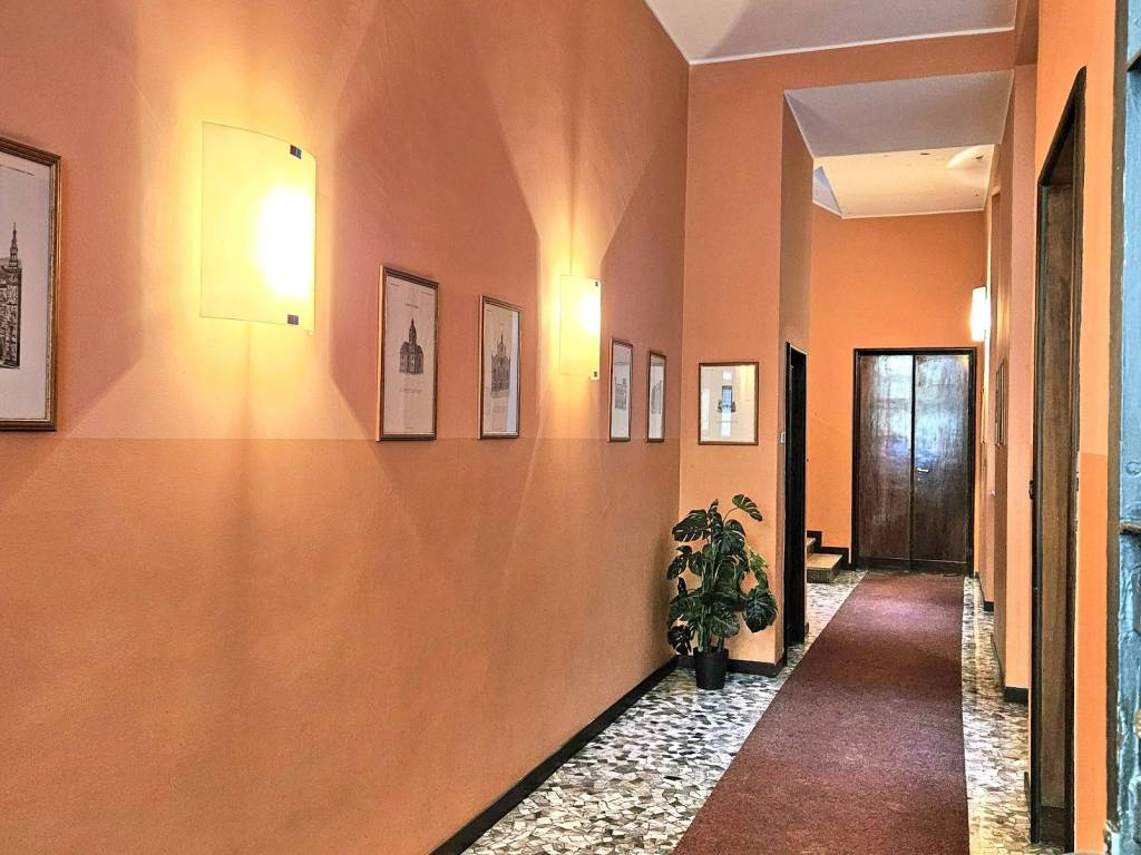 Appartamento a Como in Via Marco Enrico Bossi, 2 - Foto 5
